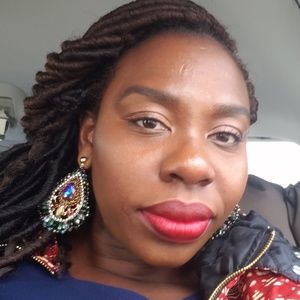 Meet your Posher, Linda